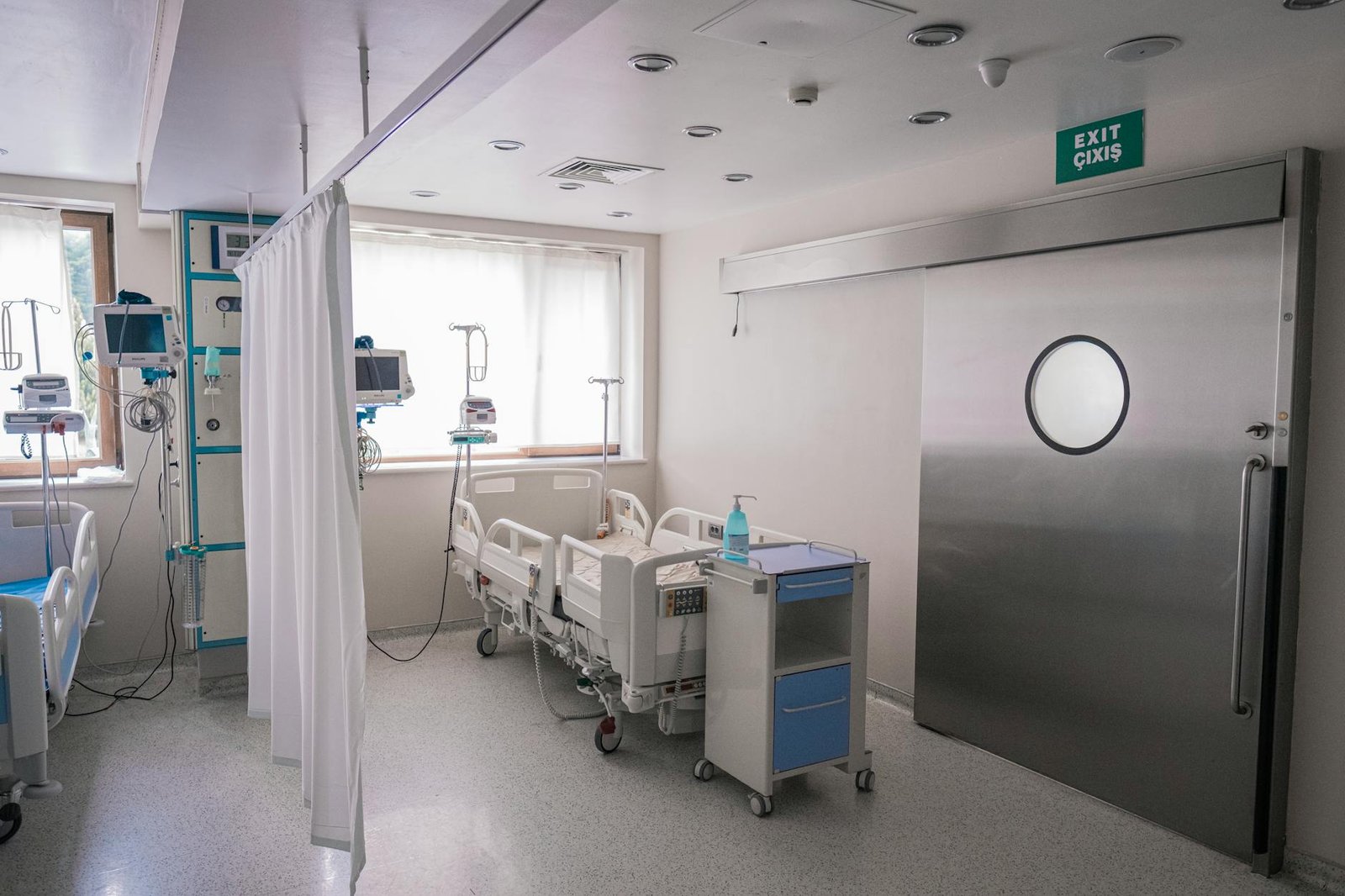 Modern hospital ward
